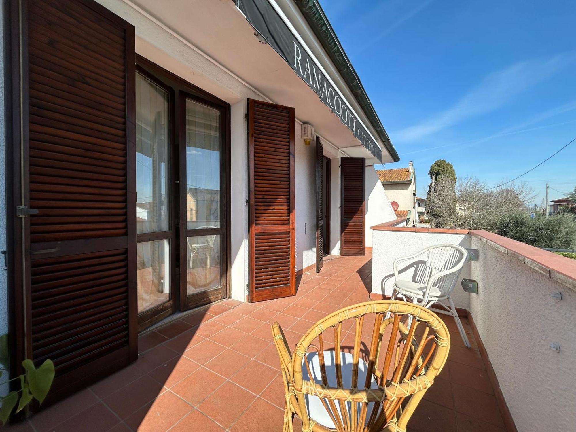 Appartamento La Casa Di Simo Montecalvoli エクステリア 写真